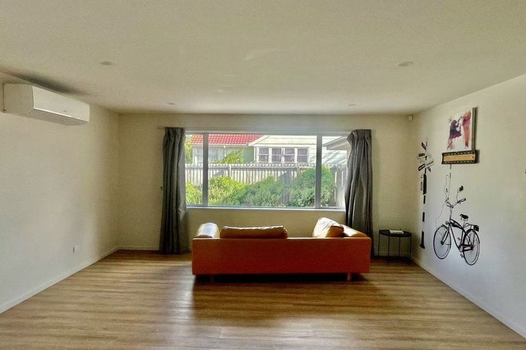 Photo of property in 7 Tika Street, Riccarton, Christchurch, 8041