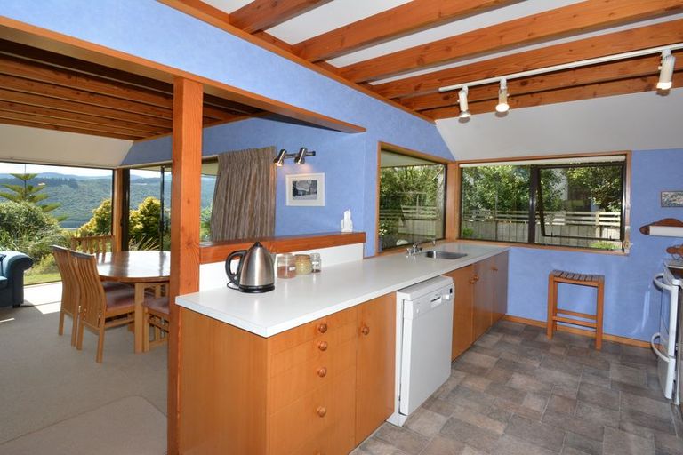 Photo of property in 209 Larnach Road, Waverley, Dunedin, 9013