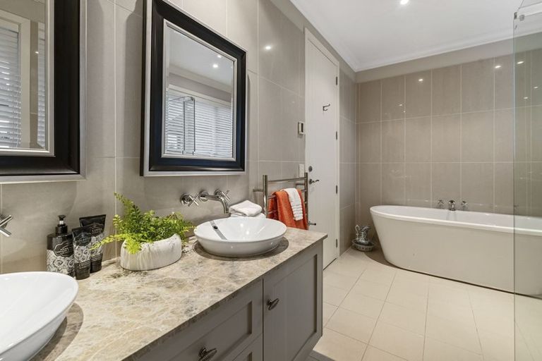 Photo of property in 5 Kingscliff Rise, Dairy Flat, Albany, 0792