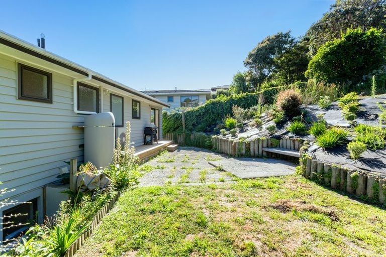 Photo of property in 12 Bosun Terrace, Whitby, Porirua, 5024