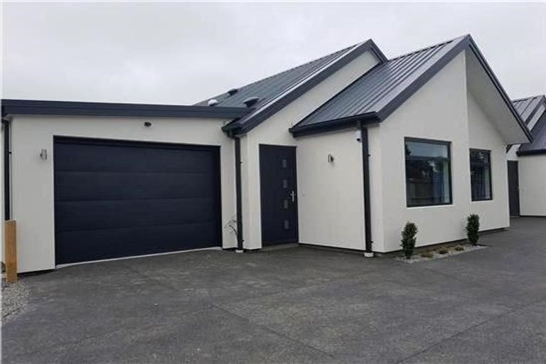 Photo of property in 52 Harvey Terrace, Richmond, Christchurch, 8013
