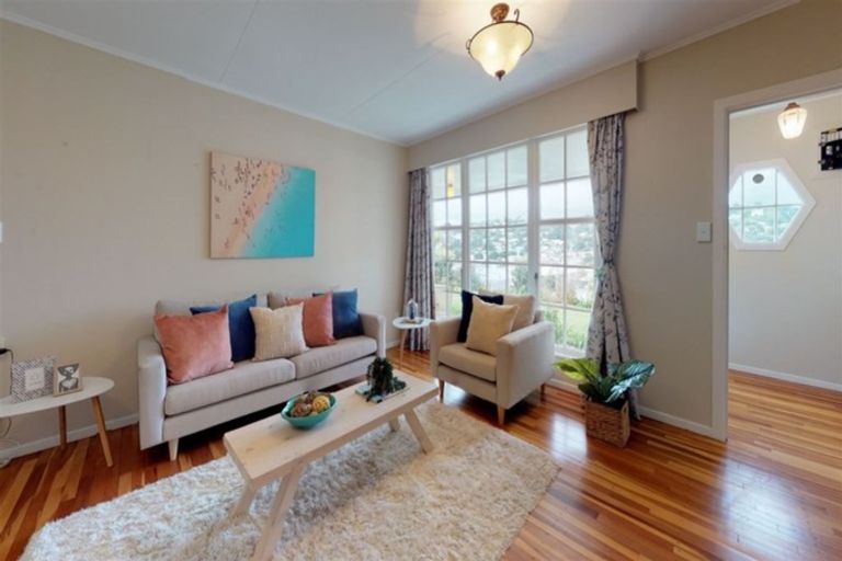 Photo of property in Regency Flats, 6/29-45 Miramar North Road, Miramar, Wellington, 6022