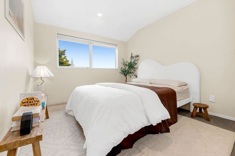 Photo of property in 4a Pauline Place, Bucklands Beach, Auckland, 2014