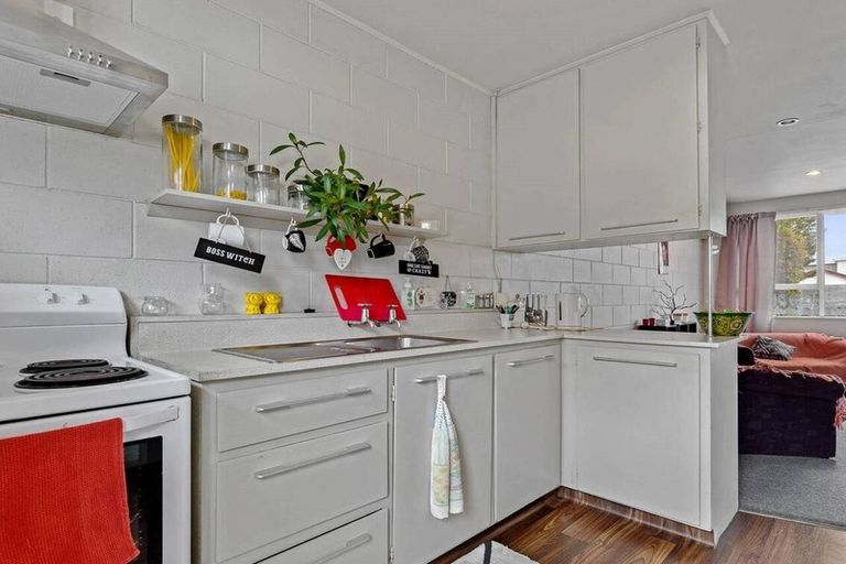 Photo of property in 520 Barbadoes Street, Edgeware, Christchurch, 8013