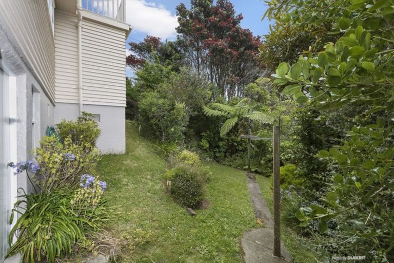 Photo of property in 69 Tannadyce Street, Strathmore Park, Wellington, 6022