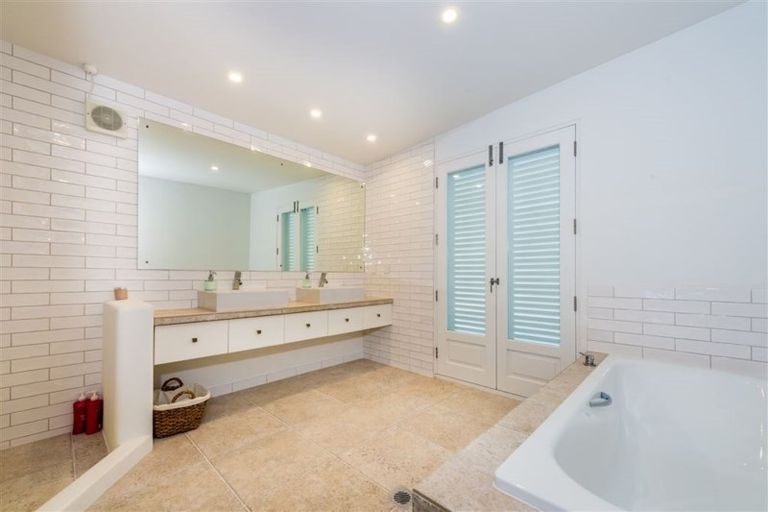 Photo of property in 481 Hibiscus Coast Highway, Orewa, 0931