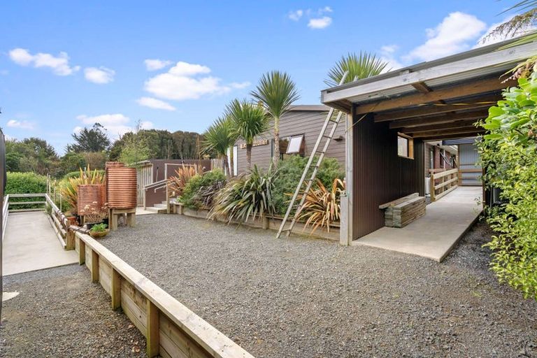 Photo of property in 2519 Papatowai Highway, Papatowai, Owaka, 9586