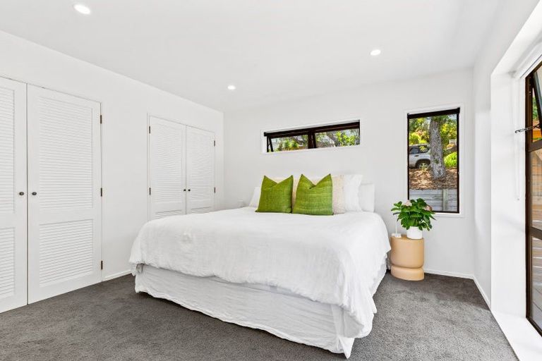 Photo of property in 89 Hebron Road, Waiake, Auckland, 0630