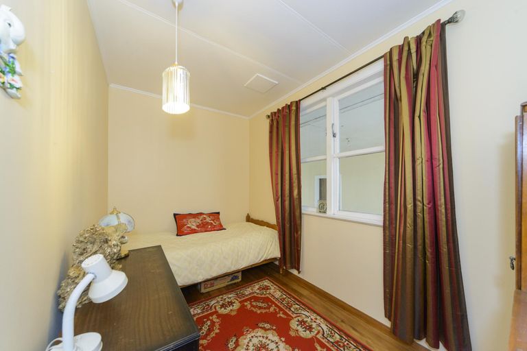 Photo of property in 6 Dittmer Drive, Awapuni, Palmerston North, 4412
