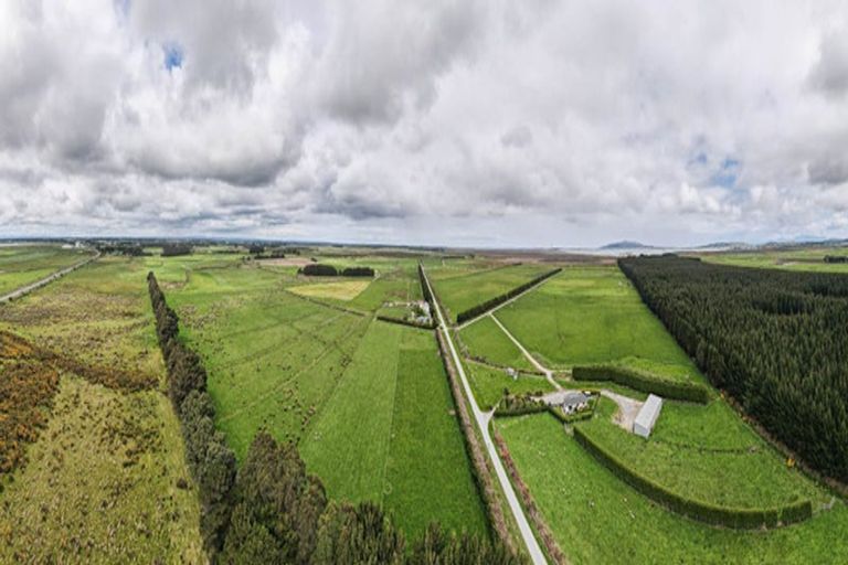 Photo of property in 65 Awarua Siding Road, Awarua, Invercargill, 9877