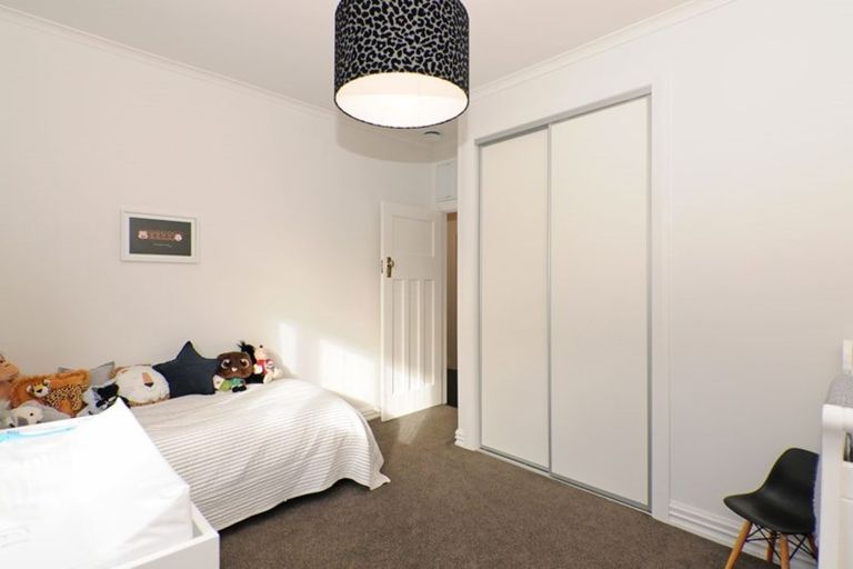 Photo of property in 145 Darlington Road, Miramar, Wellington, 6022