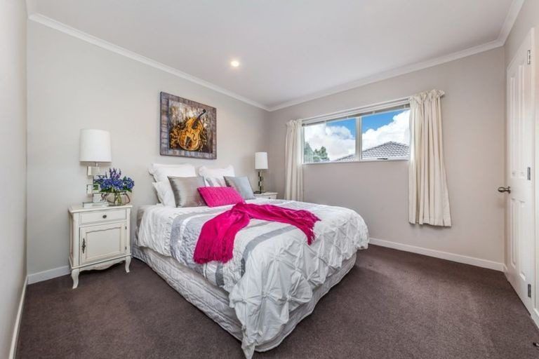 Photo of property in 41 Terrasini Drive, Flat Bush, Auckland, 2019