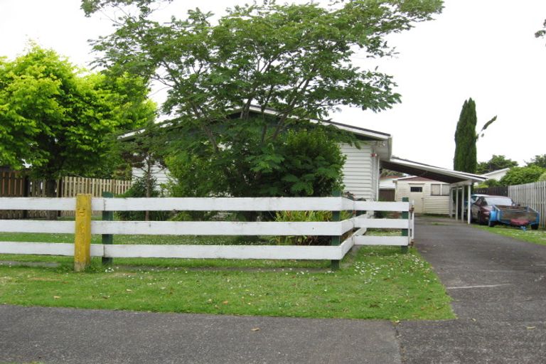 Photo of property in 7 Waterlea Avenue, Mangere Bridge, Auckland, 2022