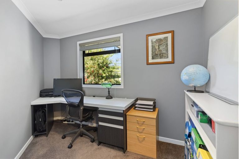 Photo of property in 8 Brighton Grove, Newstead, Hamilton, 3286