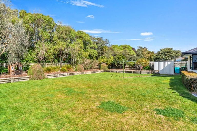 Photo of property in 30 Hoult Crescent, Monaco, Nelson, 7011