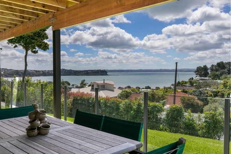 Photo of property in 92a Tiri Road, Manly, Whangaparaoa, 0930