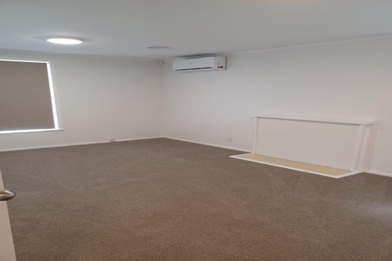 Photo of property in 4 Vardon Road, St Andrews, Hamilton, 3200