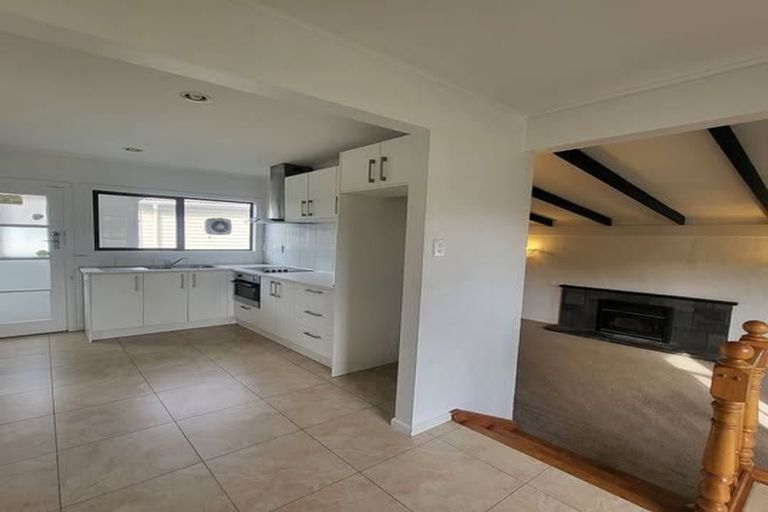 Photo of property in 18 Mclean Avenue, Papatoetoe, Auckland, 2025