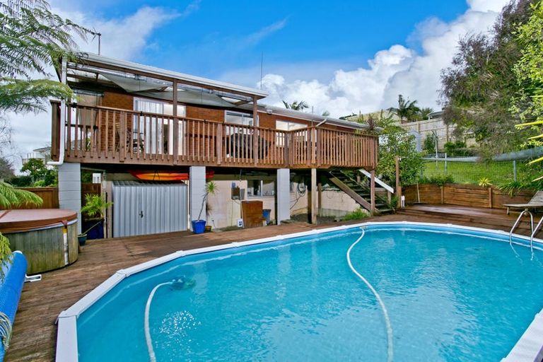 Photo of property in 42 Maxwelton Drive, Mairangi Bay, Auckland, 0630