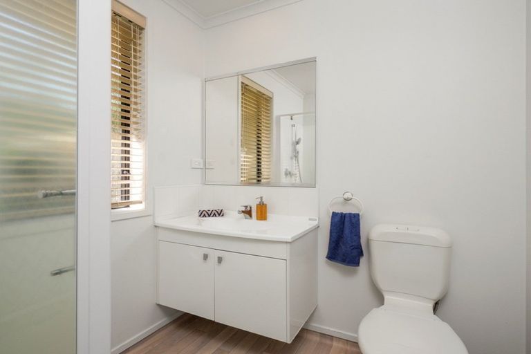 Photo of property in 49 Gibson Place, Papamoa Beach, Papamoa, 3118