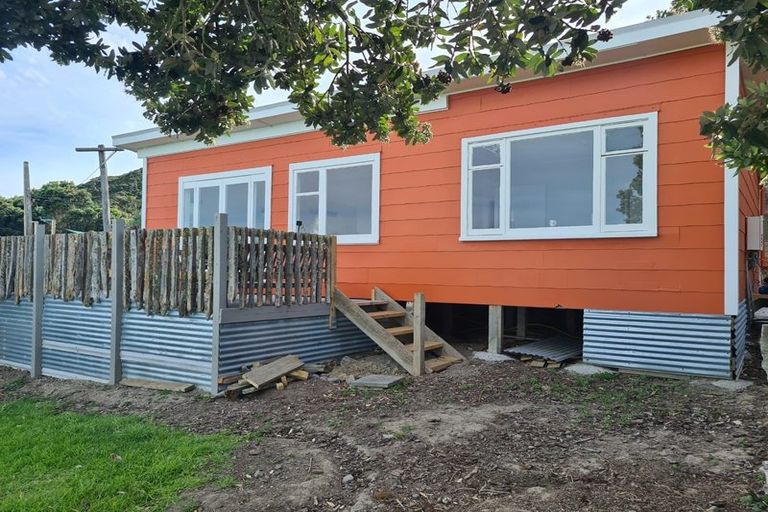 Photo of property in 1608 Cape Palliser Road, Cape Palliser, Pirinoa, 5772