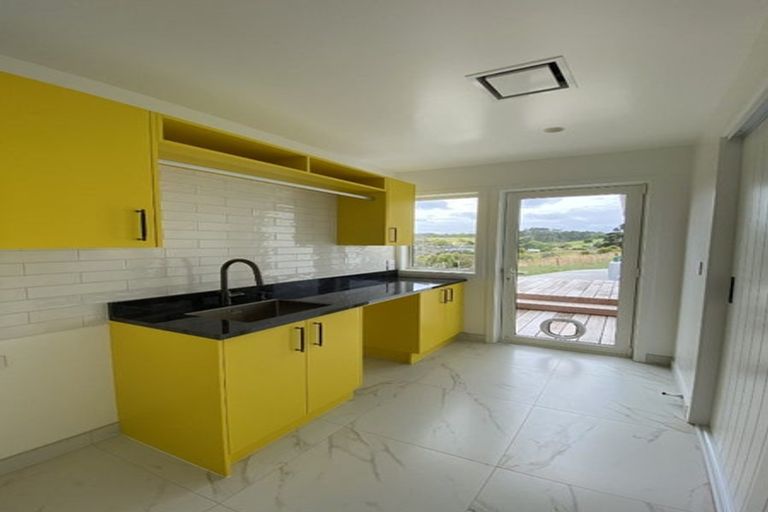 Photo of property in 7/137 View Road, Sunnyvale, Auckland, 0612