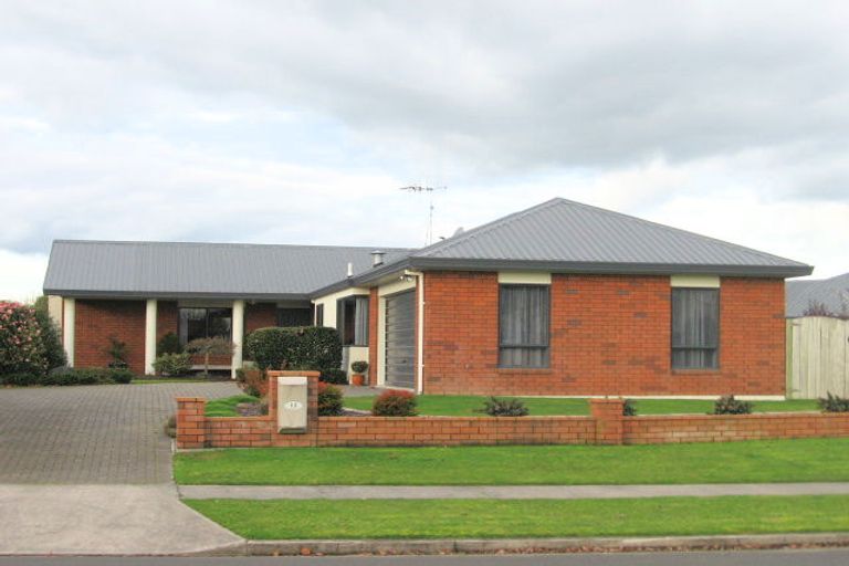 Photo of property in 12 Spinnaker Drive, Flagstaff, Hamilton, 3210