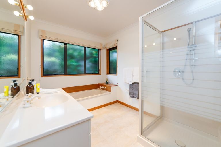 Photo of property in 40 Kilkenny Place, Fitzherbert, Palmerston North, 4410