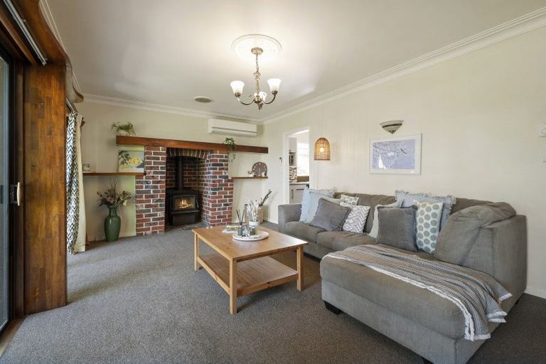 Photo of property in 35 Reeve Road, Owhata, Rotorua, 3010