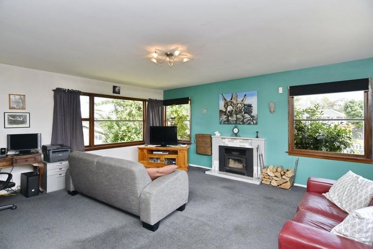 Photo of property in 30 Damien Place, Bromley, Christchurch, 8062