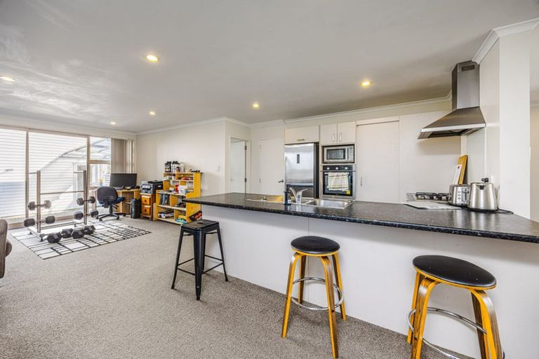 Photo of property in 13 Phar Lap Crescent, Takanini, 2112