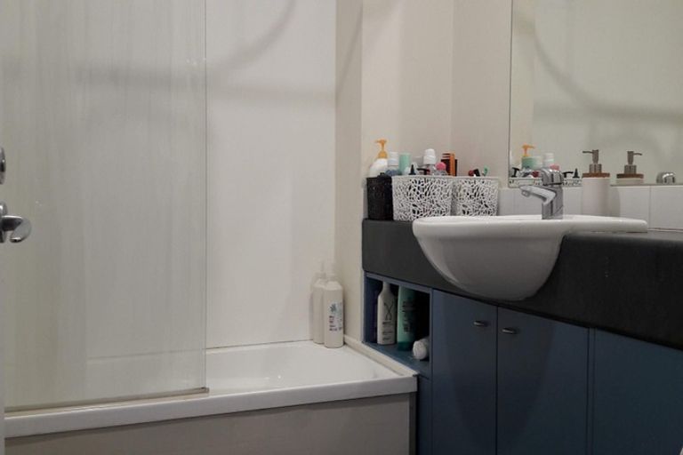 Photo of property in Hume House, 30/152 The Terrace, Wellington Central, Wellington, 6011