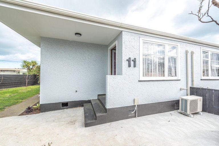 Photo of property in 1 Kupe Place, Castlecliff, Whanganui, 4501