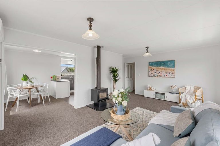 Photo of property in 60 Campbell Avenue, Paraparaumu, 5032