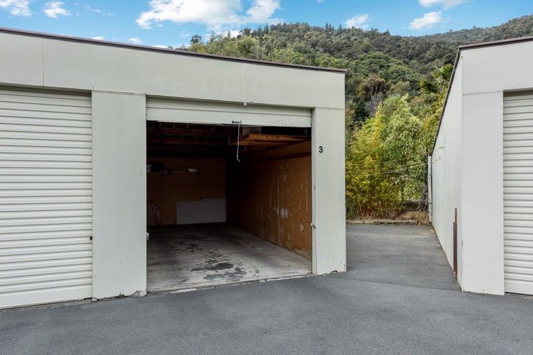 Photo of property in 6c Rutland Street, Picton, 7220