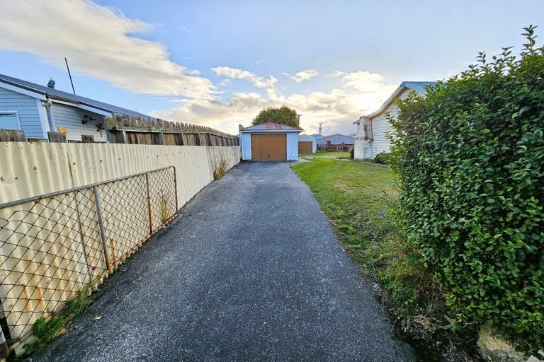 Photo of property in 26 Lanark Street, Balclutha, 9230