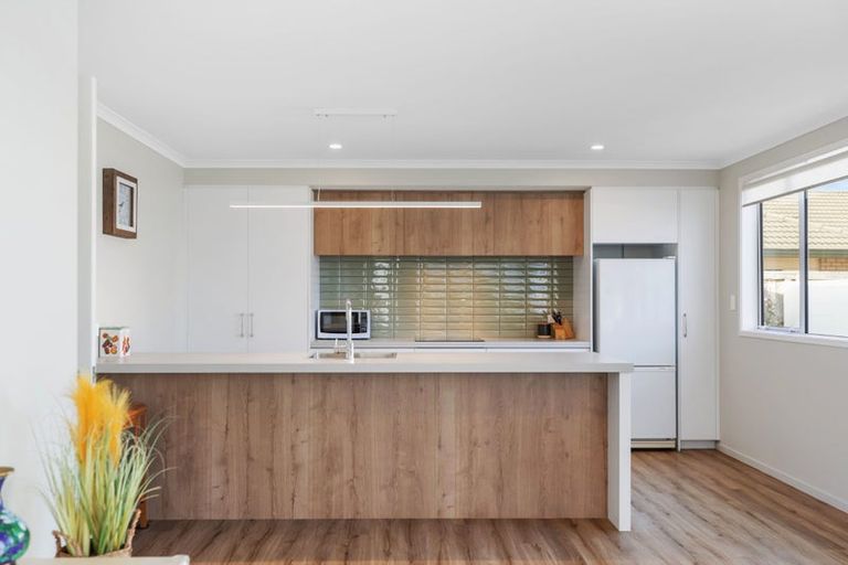 Photo of property in 11a La Cumbre Close, Bethlehem, Tauranga, 3110