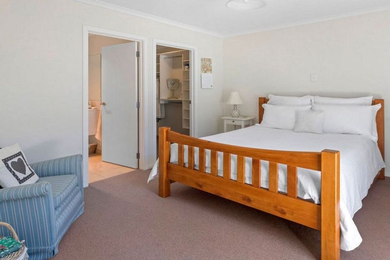 Photo of property in 40 Marino Grove, Richmond, 7020