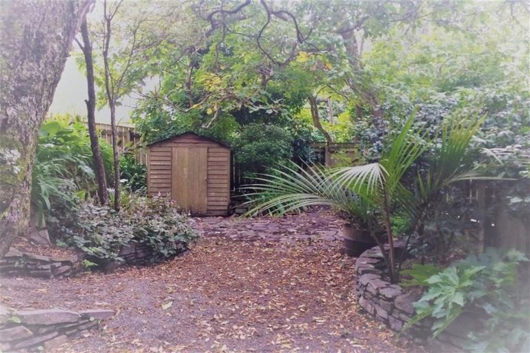 Photo of property in 6 Mahoe Street, Eastbourne, Lower Hutt, 5013