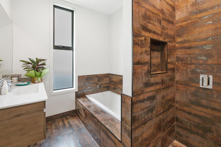 Photo of property in 44 Broadway Road, Waihi Beach, 3611