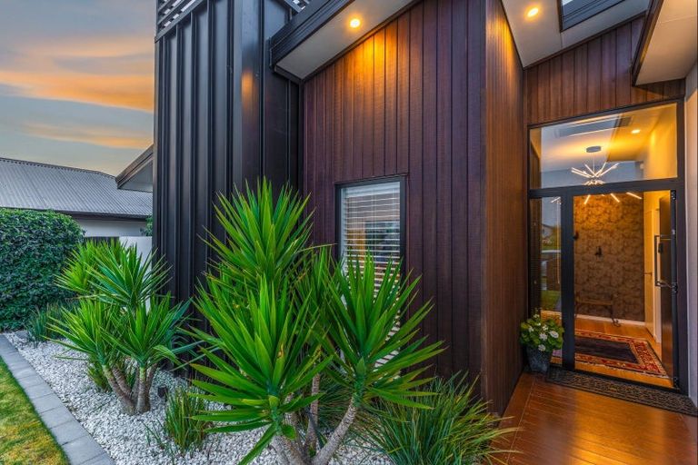 Photo of property in 40 Cameo Grove, Marshland, Christchurch, 8083