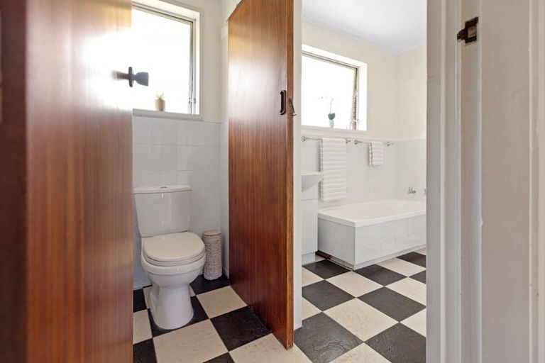 Photo of property in 22b Wellesley Grove, Gate Pa, Tauranga, 3112