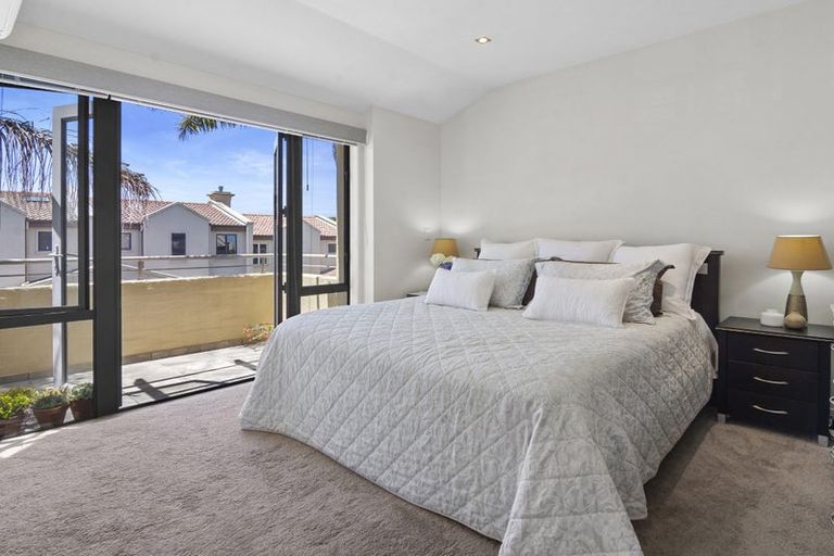 Photo of property in Point Ridge, 1/130 Gills Road, Albany Heights, Auckland, 0632