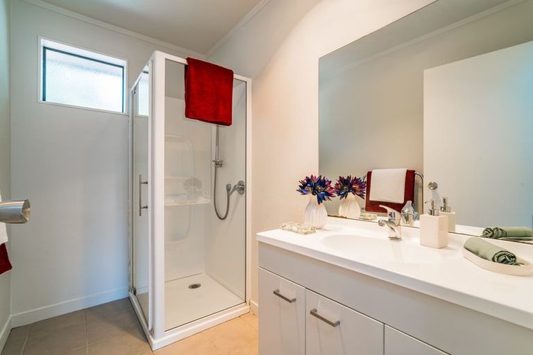 Photo of property in 62b Pomaria Road, Henderson, Auckland, 0610