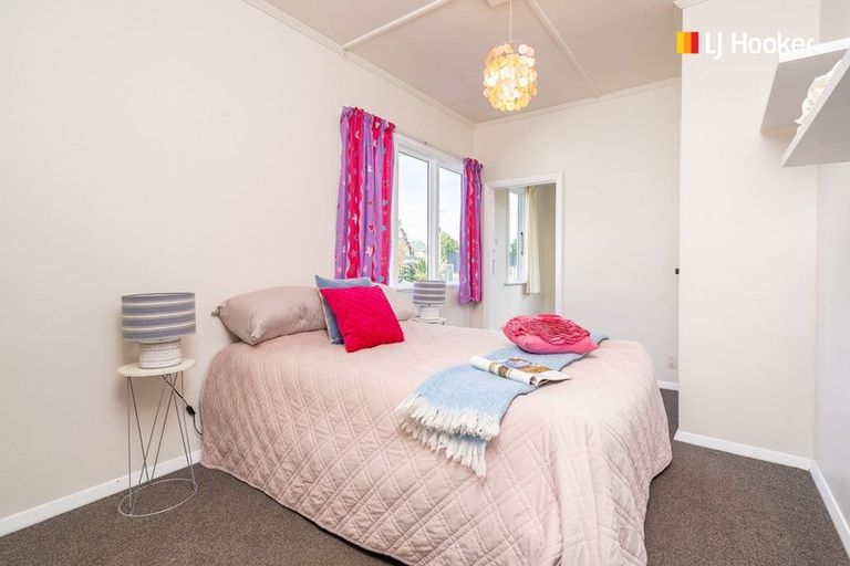 Photo of property in 24 Puketai Street, Andersons Bay, Dunedin, 9013