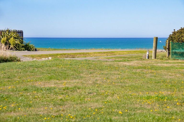 Photo of property in 38 Rochdale Road, Riversdale Beach, Masterton, 5872