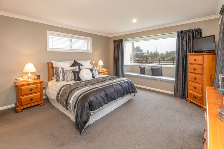 Photo of property in 792 Weedons Ross Road, West Melton, 7618