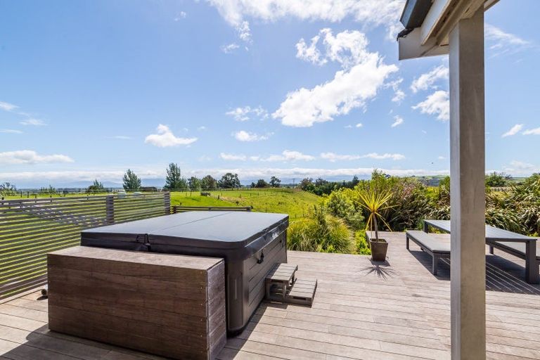 Photo of property in 216a Ahiaruhe Road, Ahiaruhe, Carterton, 5792