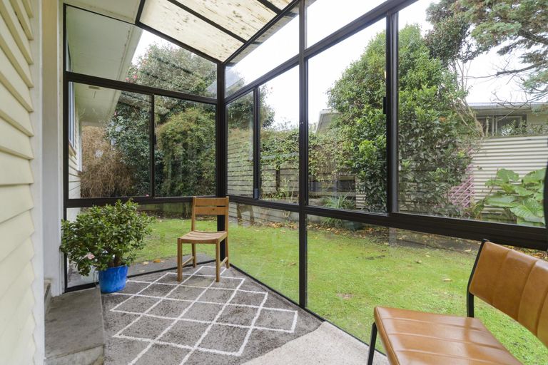 Photo of property in 6 Dittmer Drive, Awapuni, Palmerston North, 4412