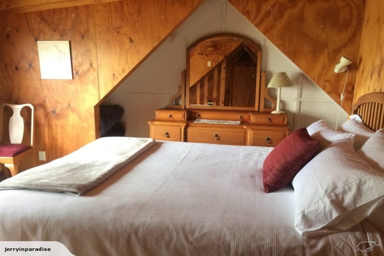 Photo of property in 3/48 Owhiro Bay Parade, Owhiro Bay, Wellington, 6023